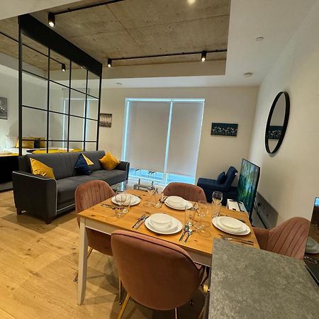 London Luxury Flat With Balcony, River View, O2 Arena, Excel, Canary Wharf, Station公寓 外观 照片
