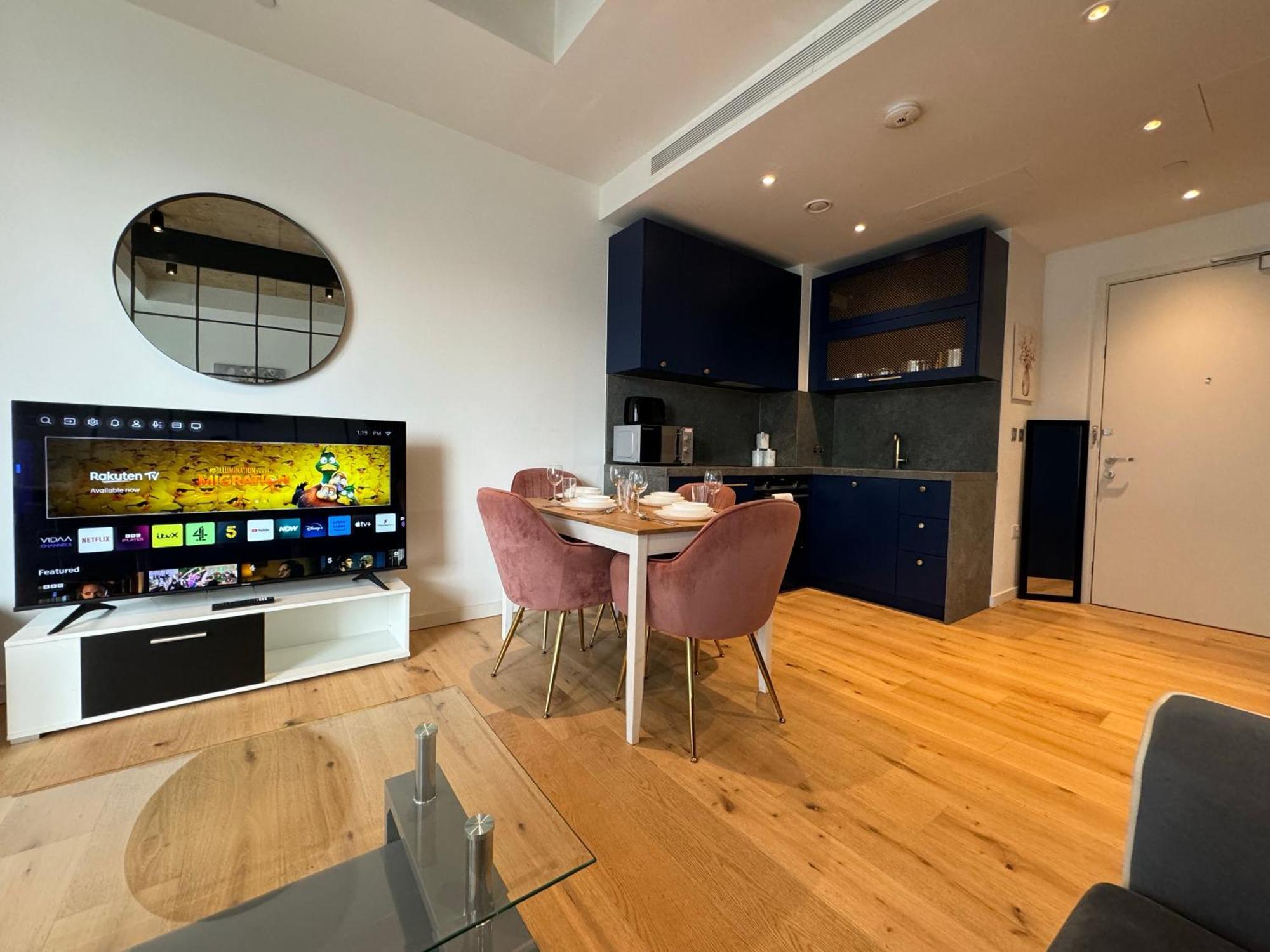 London Luxury Flat With Balcony, River View, O2 Arena, Excel, Canary Wharf, Station公寓 外观 照片