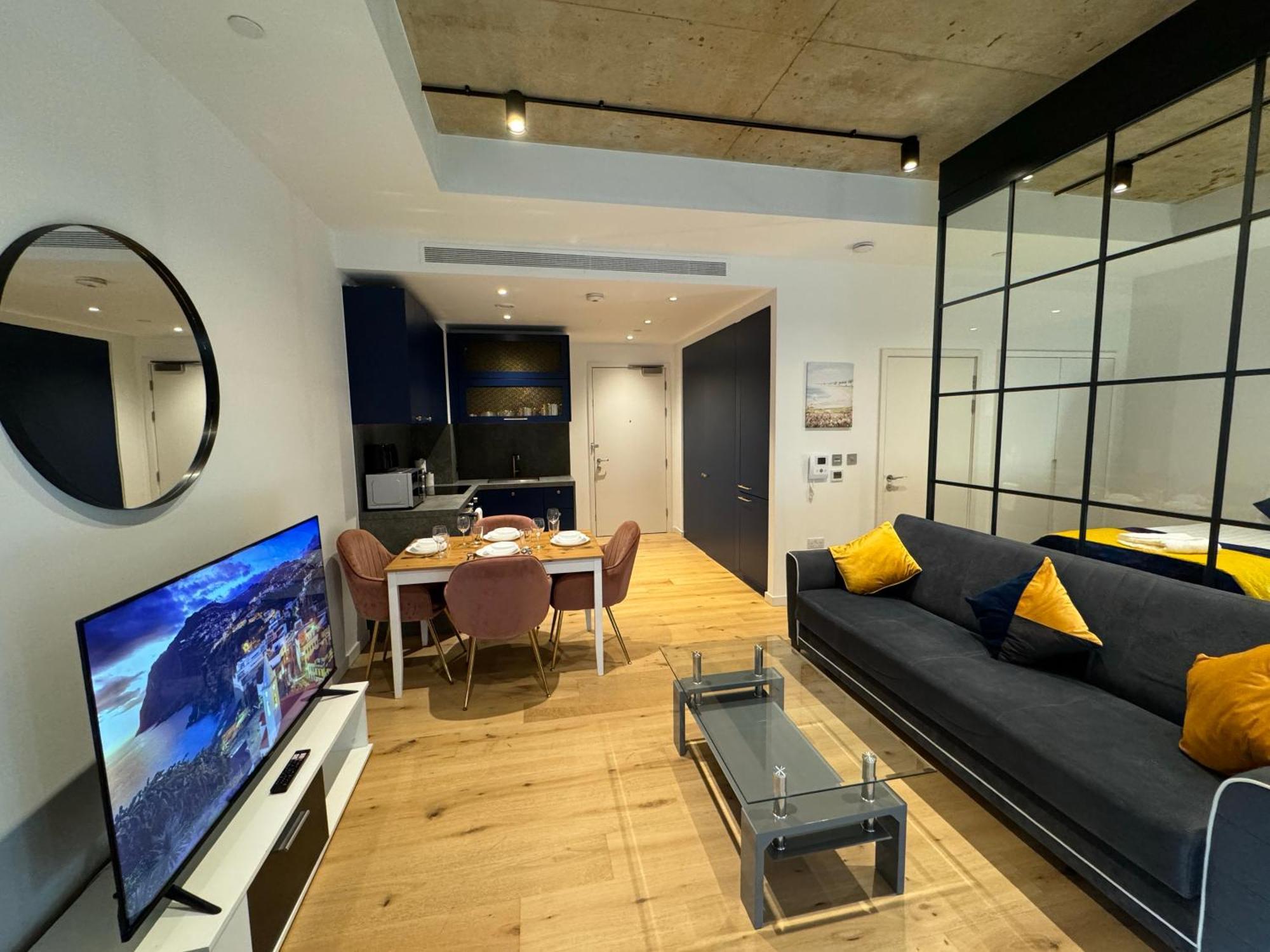 London Luxury Flat With Balcony, River View, O2 Arena, Excel, Canary Wharf, Station公寓 外观 照片
