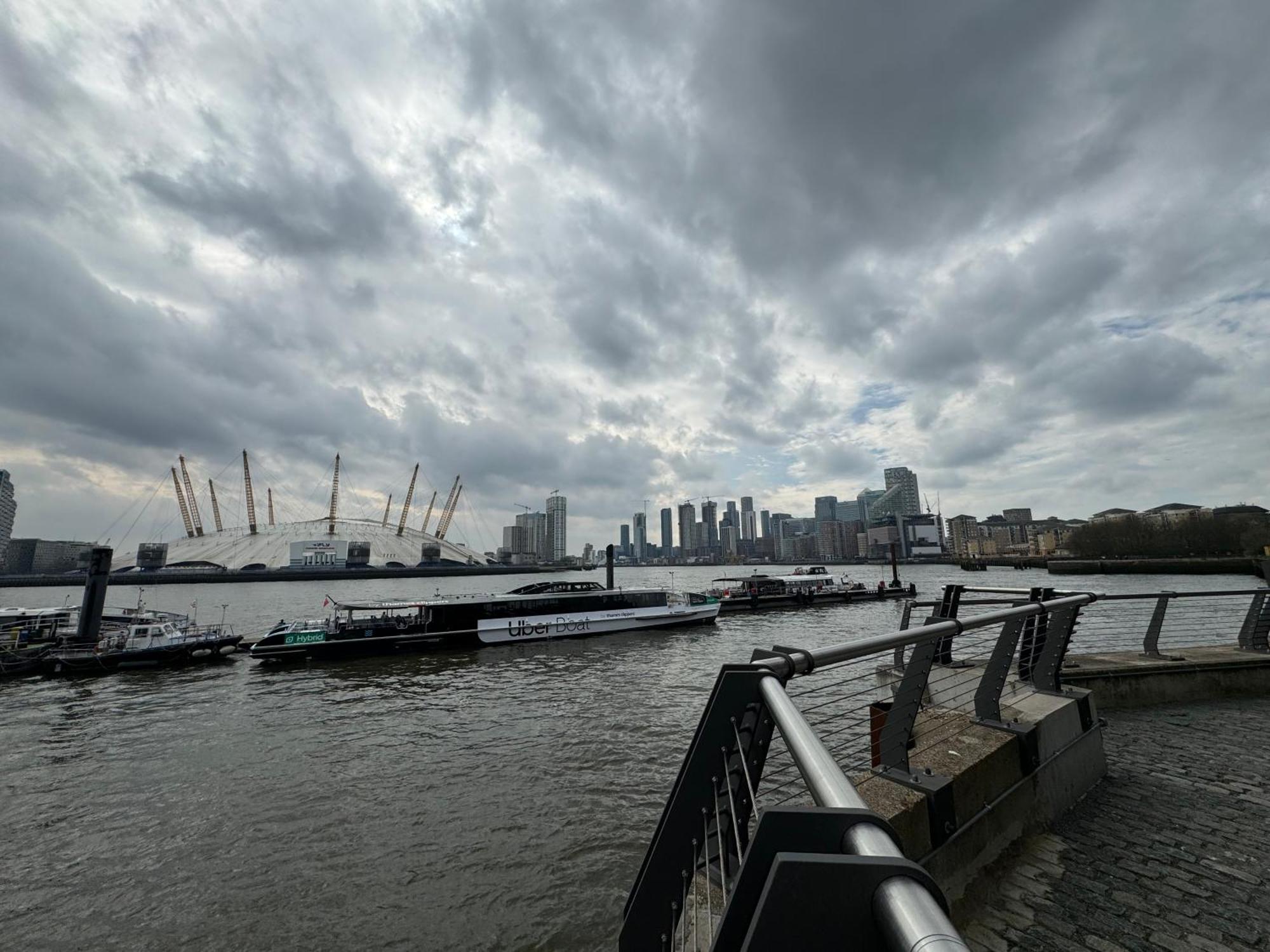 London Luxury Flat With Balcony, River View, O2 Arena, Excel, Canary Wharf, Station公寓 外观 照片