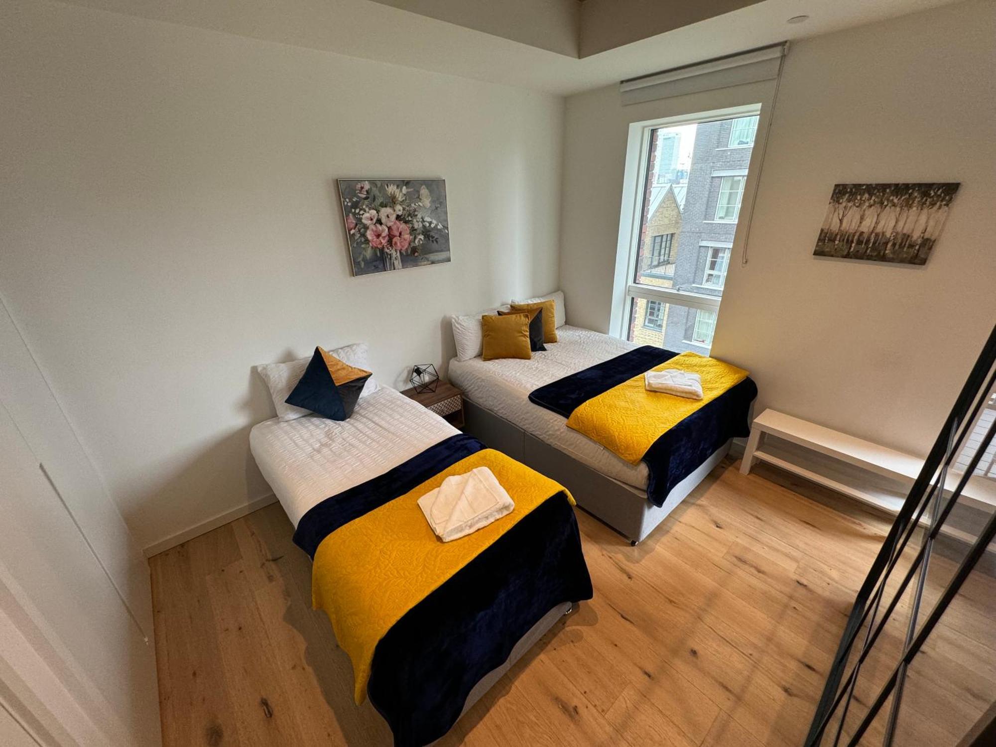 London Luxury Flat With Balcony, River View, O2 Arena, Excel, Canary Wharf, Station公寓 外观 照片